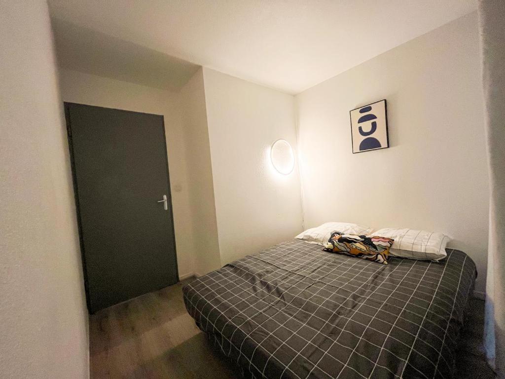 Suite Cobalt Villeurbanne Ngoại thất bức ảnh