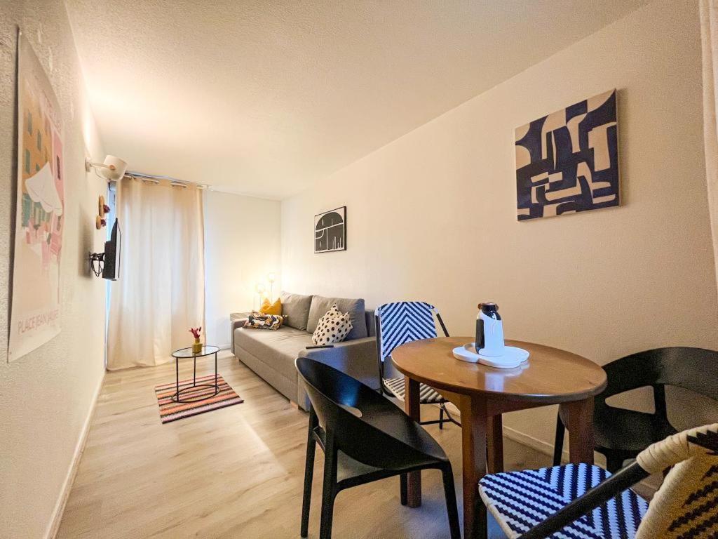 Suite Cobalt Villeurbanne Ngoại thất bức ảnh
