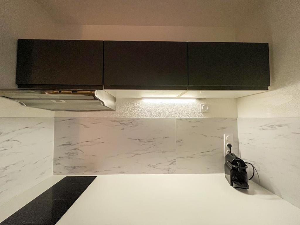 Suite Cobalt Villeurbanne Ngoại thất bức ảnh